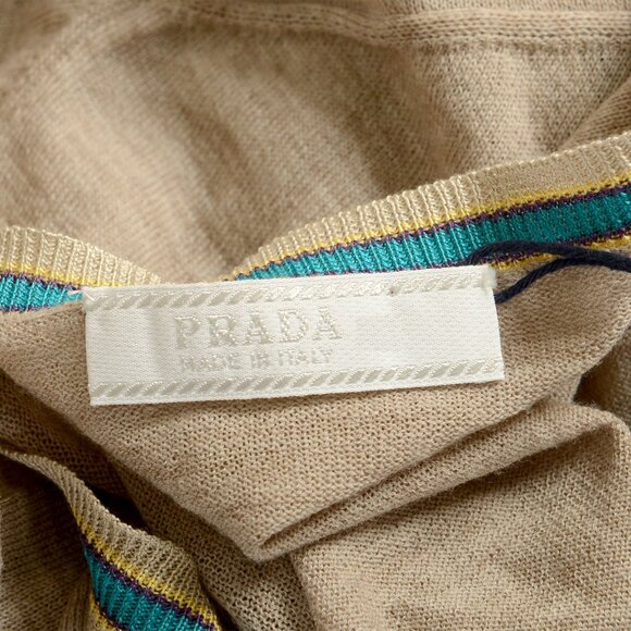 Prada Men's Gray 100% Wool V-Neck Pullover Sweater US S IT 48 - Picture 5 of 6